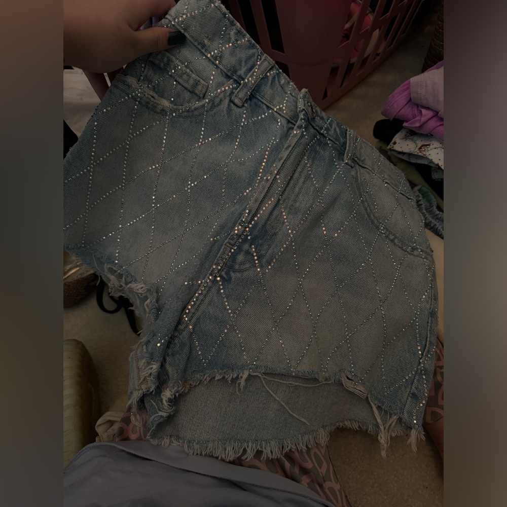 ZARA SHORT JEANS
